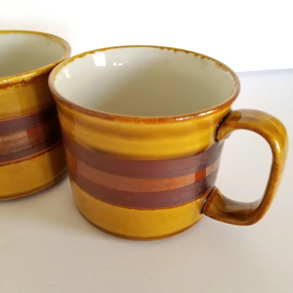 Vintage Glazed‎ Striped Brown Mugs Set of Two《381》